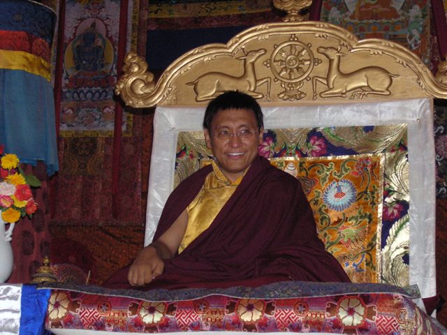 第十二世嘉旺竹巴在袞千貝瑪嘎波紀念日當天（9月7日）主持觀音菩薩灌頂法會